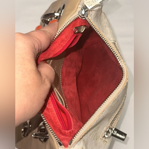 🐝🐝SOLD🐝🐝Hammitt Medium Montana ~ Reversible ~ NWOT - Picture 8 of 8